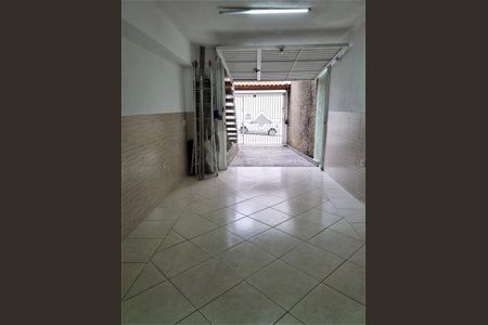 Casa à venda com 156m², 3 quartos e 5 vagas