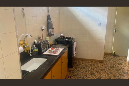 Casa à venda com 280m², 4 quartos e 4 vagas