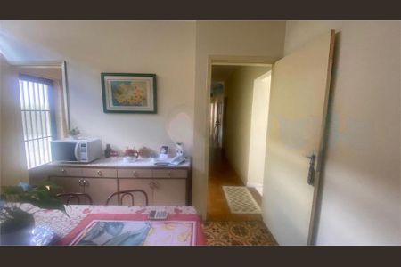 Casa à venda com 280m², 4 quartos e 4 vagas