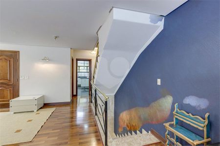 Casa à venda com 230m², 3 quartos e 2 vagas