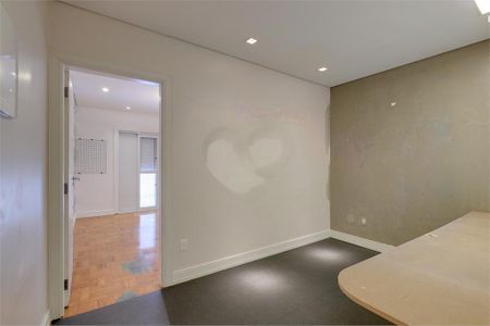 Casa à venda com 411m², 4 quartos e 2 vagas