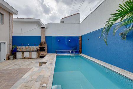 Casa à venda com 411m², 4 quartos e 2 vagas