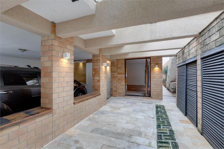 Casa à venda com 411m², 4 quartos e 2 vagas