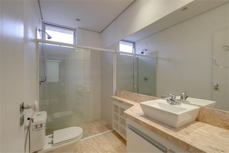 Casa à venda com 411m², 4 quartos e 2 vagas