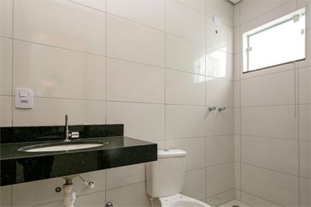 Casa à venda com 141m², 3 quartos e 2 vagas