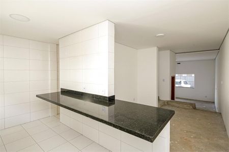 Casa à venda com 141m², 3 quartos e 2 vagas