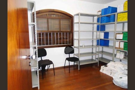 Casa à venda com 160m², 3 quartos e 3 vagas