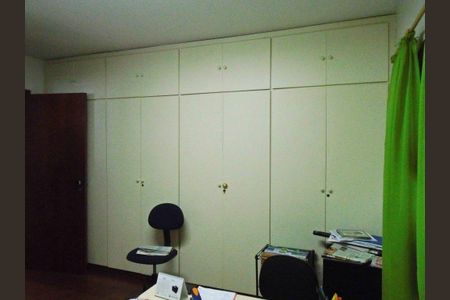 Casa à venda com 160m², 3 quartos e 3 vagas