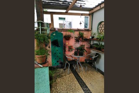 Casa à venda com 260m², 3 quartos e 2 vagas