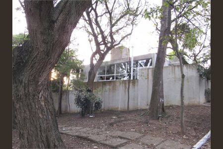 Casa à venda com 270m², 3 quartos e 2 vagas