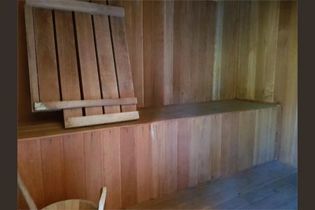 Casa à venda com 528m², 4 quartos e 8 vagas