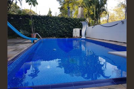 Casa à venda com 528m², 4 quartos e 8 vagas