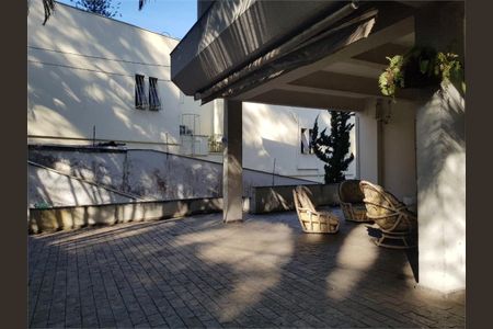 Casa à venda com 528m², 4 quartos e 8 vagas