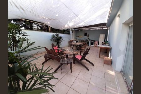 Casa à venda com 304m², 3 quartos e 2 vagas