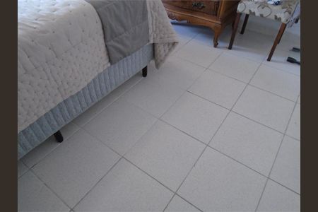 Casa à venda com 2 quartos, 300m² em Chácara Japonesa, São Paulo