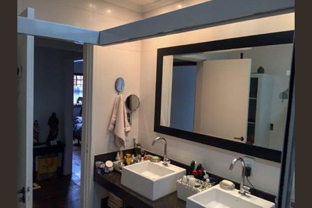 Casa à venda com 2 quartos, 142m² em Cidade Monções, São Paulo