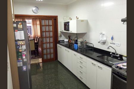 Casa à venda com 142m², 3 quartos e 3 vagasCozinha
