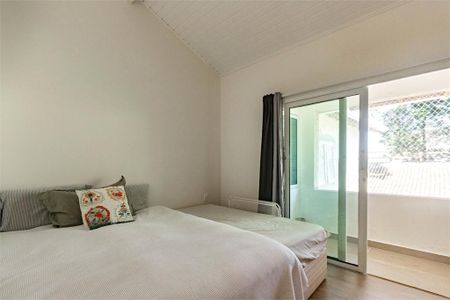 Casa à venda com 292m², 5 quartos e 3 vagas