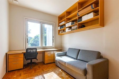 Casa à venda com 292m², 5 quartos e 3 vagas