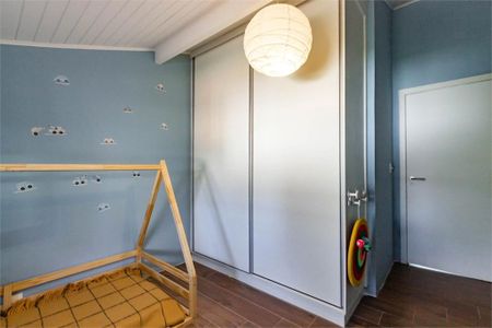 Casa à venda com 292m², 5 quartos e 3 vagas