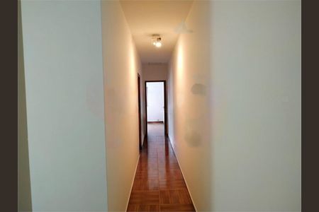 Casa à venda com 153m², 3 quartos e 2 vagas