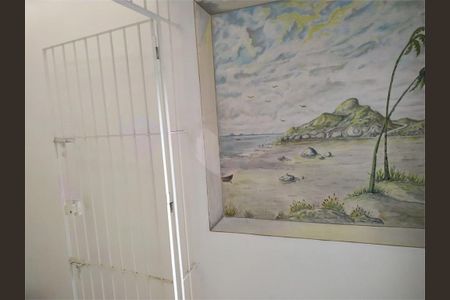 Casa à venda com 153m², 3 quartos e 2 vagas