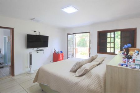 Casa à venda com 395m², 5 quartos e 4 vagas