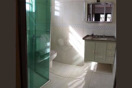 Casa à venda com 209m², 4 quartos e 8 vagas