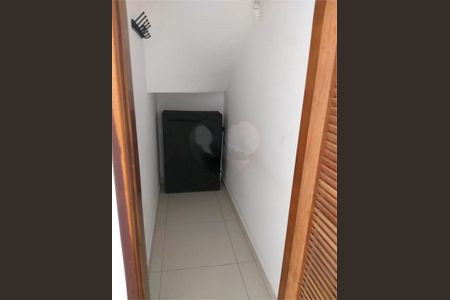Casa à venda com 209m², 4 quartos e 8 vagas