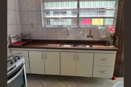 Casa à venda com 209m², 4 quartos e 8 vagas