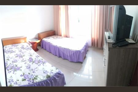 Casa à venda com 209m², 4 quartos e 8 vagas