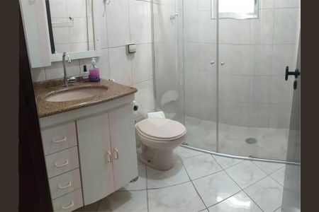 Casa à venda com 209m², 4 quartos e 8 vagas