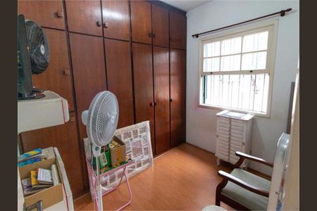 Casa à venda com 133m², 3 quartos e 2 vagas