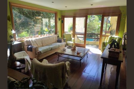 Casa à venda com 500m², 4 quartos e 8 vagas