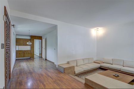 Casa à venda com 4 quartos, 380m² em Santo Amaro, São Paulo