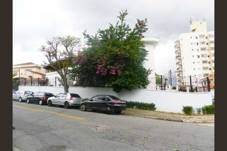 Casa à venda com 255m², 4 quartos e 2 vagas