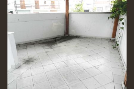 Casa à venda com 255m², 4 quartos e 2 vagas