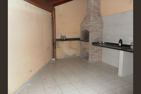 Casa à venda com 255m², 4 quartos e 2 vagas