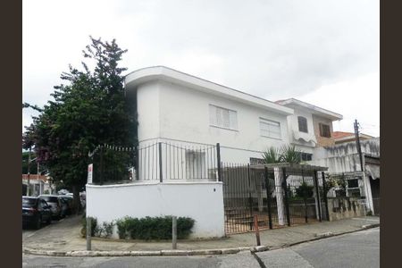 Casa à venda com 255m², 4 quartos e 2 vagas