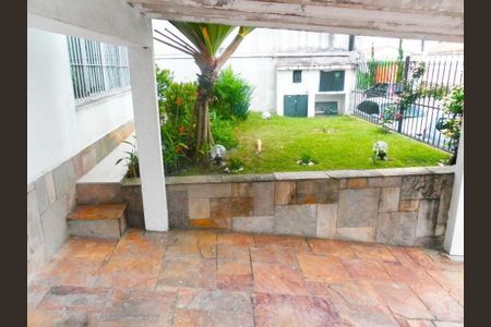 Casa à venda com 255m², 4 quartos e 2 vagas