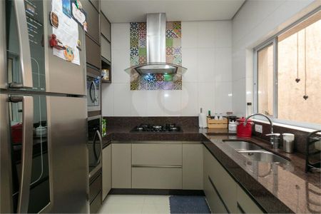 Casa à venda com 108m², 2 quartos e 1 vaga