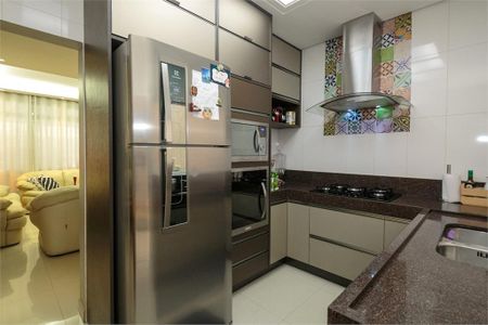 Casa à venda com 108m², 2 quartos e 1 vaga