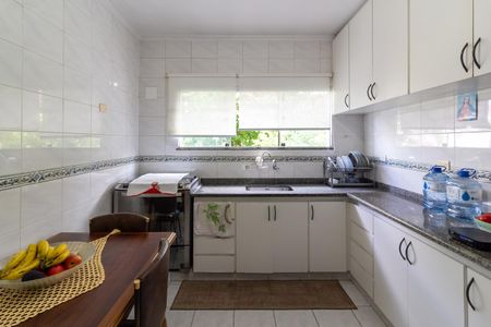 Casa à venda com 261m², 4 quartos e 5 vagasCozinha