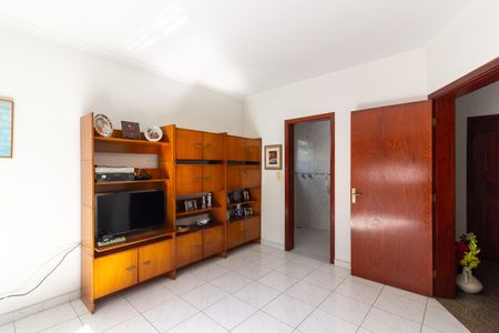 Casa à venda com 261m², 4 quartos e 5 vagasSuíte 1