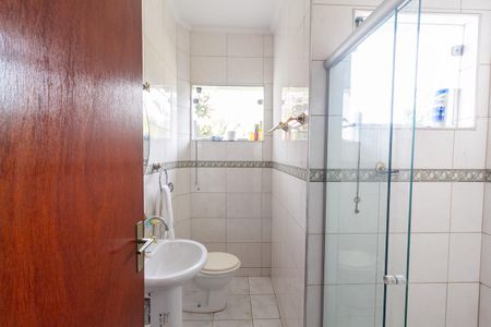 Casa à venda com 261m², 4 quartos e 5 vagasBanheiro Social