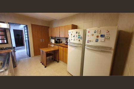 Casa à venda com 120m², 4 quartos e 2 vagas