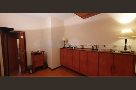 Casa à venda com 120m², 4 quartos e 2 vagas