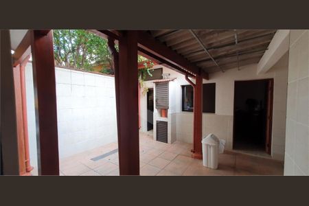 Casa à venda com 120m², 4 quartos e 2 vagas