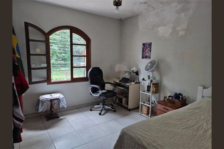 Casa à venda com 121m², 3 quartos e 2 vagas