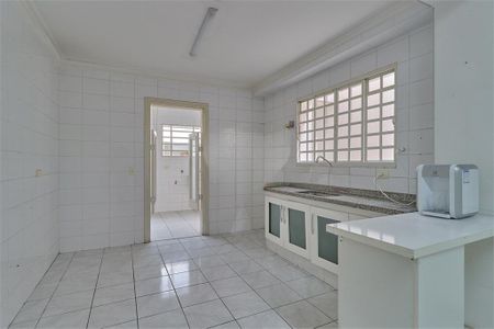 Casa à venda com 157m², 3 quartos e 2 vagas